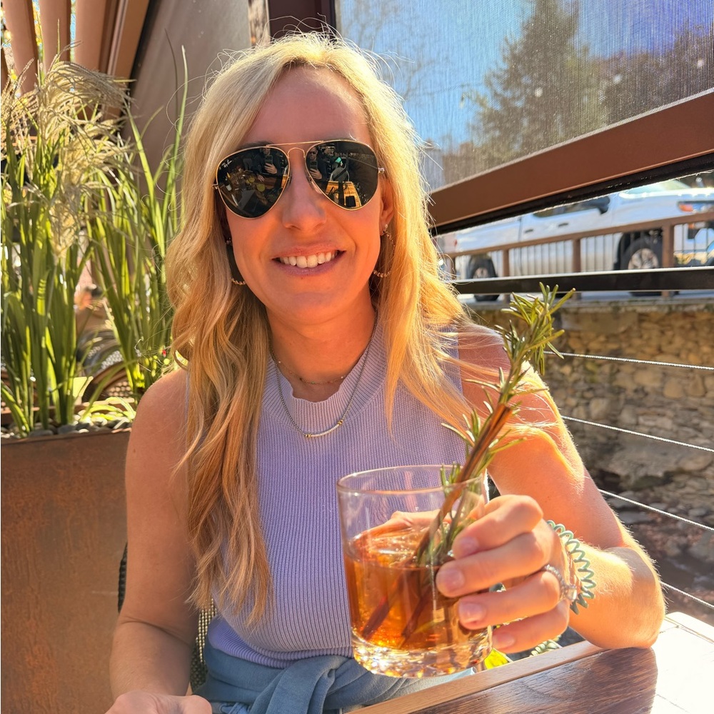 Meet your Posher, Melissa